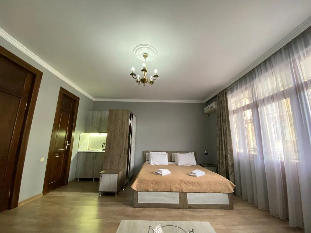 Hotel Cozy Studio On Europe Square Batumi 0*,