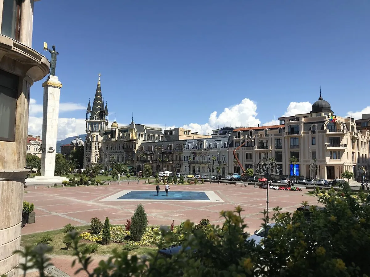 Hotel Cozy Studio On Europe Square Batumi 0*,  Georgien